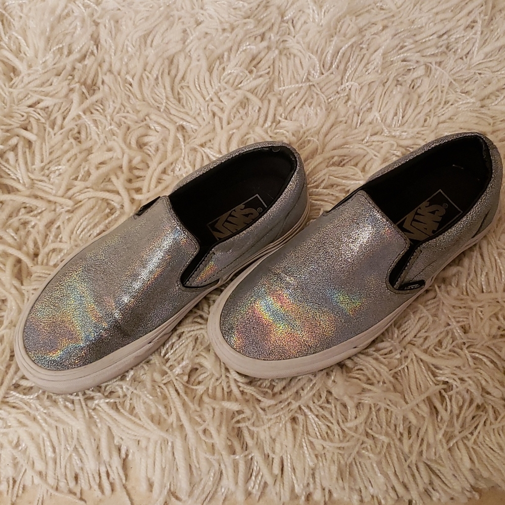 Vans - Picture 2 of 5